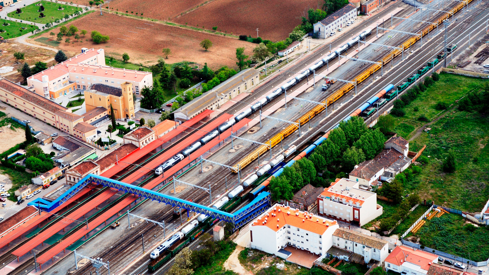 Estación. Vista aérea. - 4 JUL 2015